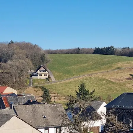 Zum Pflanzgarten Апартаменты *